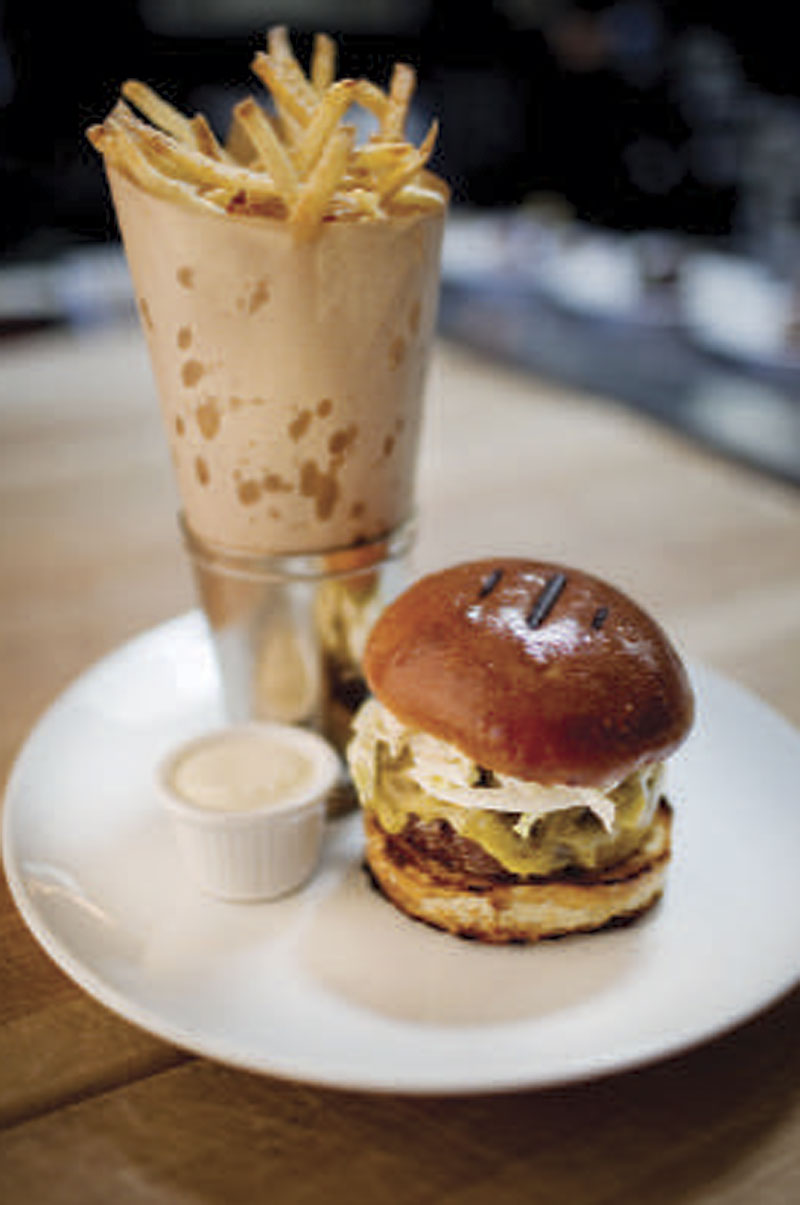 Photo by David Myers; burger at Comme &Ccedil;a