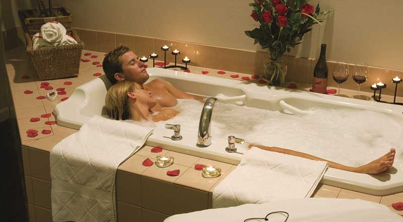 Photo courtesy Sedona Rouge Hotel & Spa;  Sedona Rouge Hotel & Spa couples tub