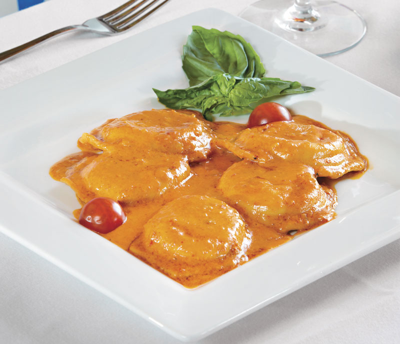Ravioli bianchi with lobster 