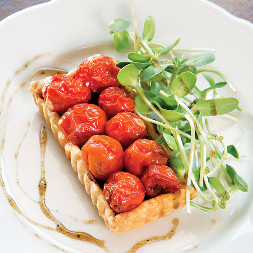 tomato, bacon and onion tart