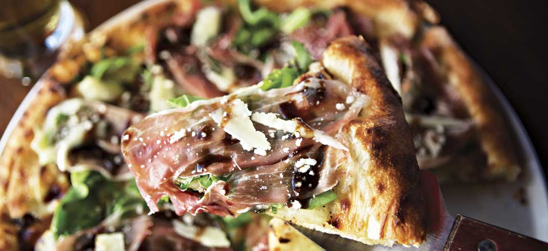 https://www.phoenixmag.com/wp-content/uploads/2015/01/PHM0115EB01X.jpg