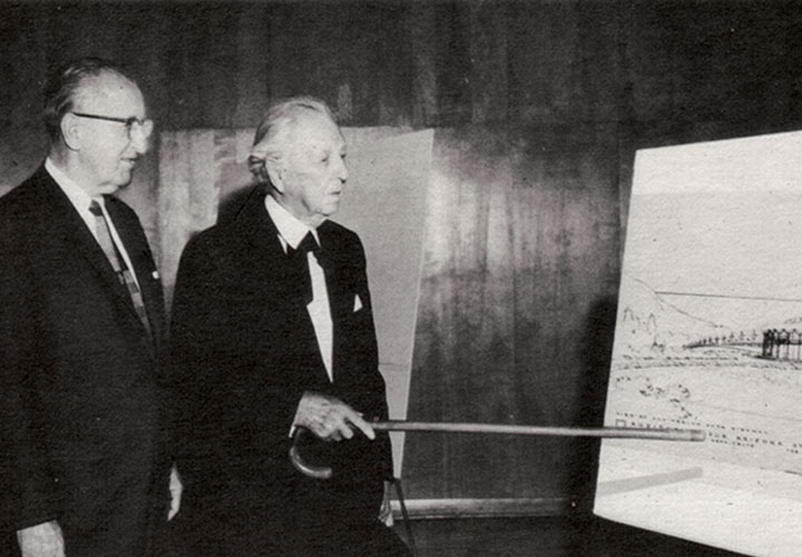 Grady Gammage with architect Frank Lloyd Wright PHM0115PF17