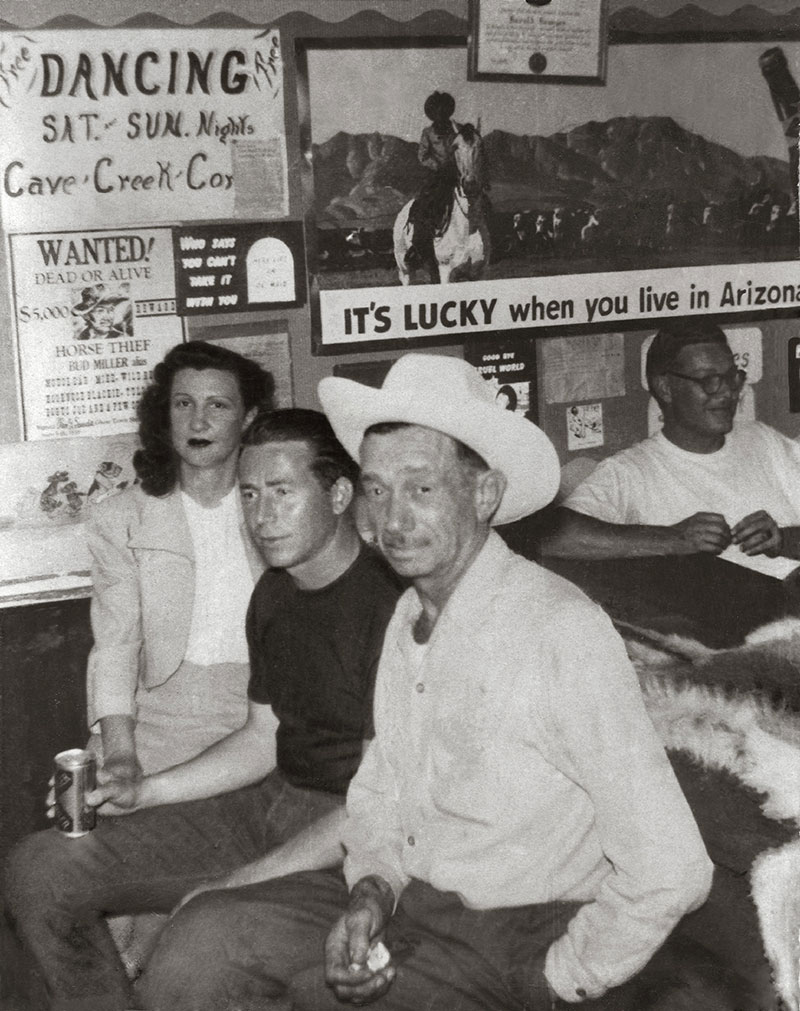 Harolds-Old-Photo-Inside