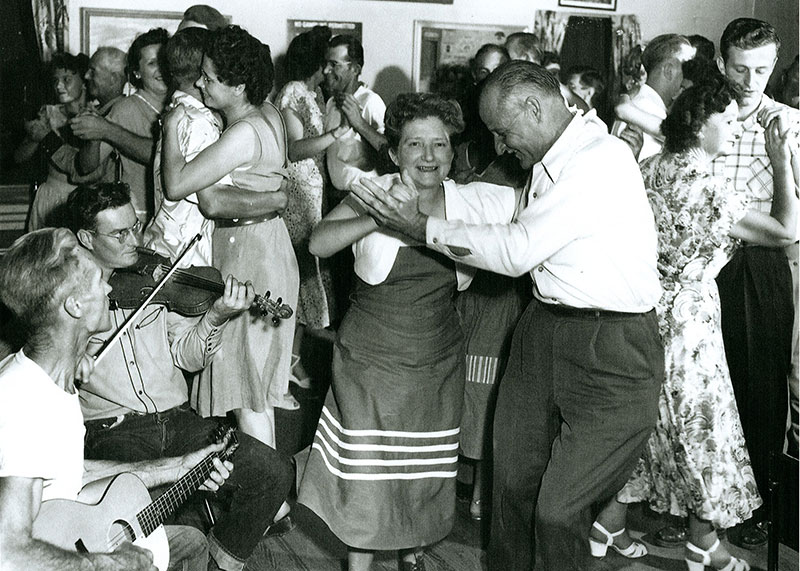 Originally-named-The-Corral-Bar-1940s---which-became-Harolds-Cave-Creek-Corral-in-the-1950s