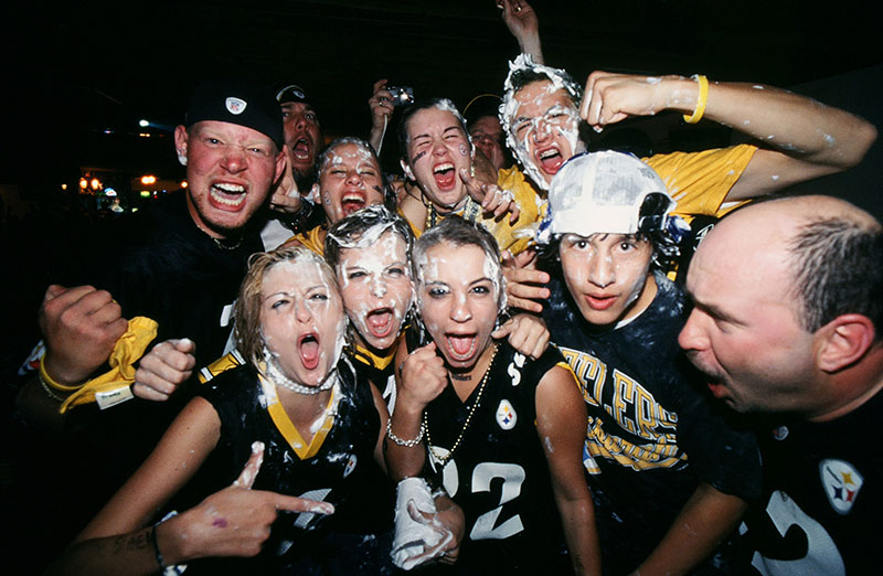 Super-Bowl-2006---crazy-Steelers-fans