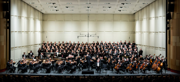 https://www.phoenixmag.com/wp-content/uploads/2015/09/symphonyINTEXT.jpg
