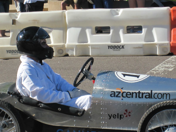 https://www.phoenixmag.com/wp-content/uploads/2015/11/azcentralcar600.jpg