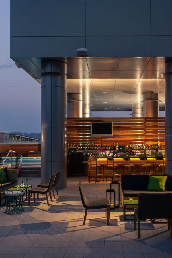 LUSTRE Bar