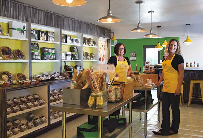 photo by Mirelle Inglefield; Sphinx Date Co. Palm & Pantry photo by Mirelle Inglefield; Sphinx Date Co. Palm & Pantry