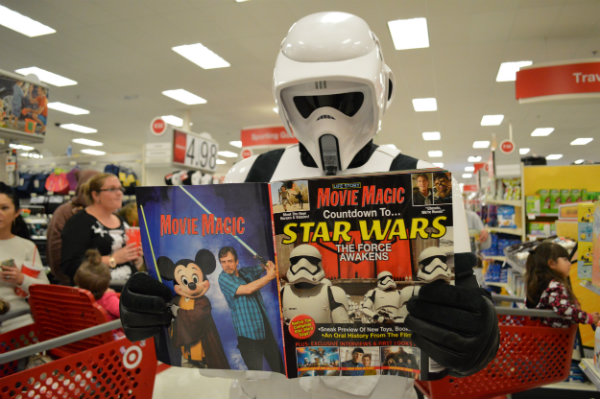 https://www.phoenixmag.com/wp-content/uploads/2015/12/starwarsINTEXT.jpg