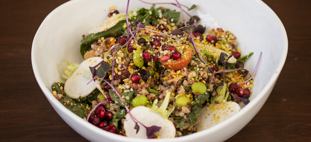 https://www.phoenixmag.com/wp-content/uploads/2018/02/SuperfoodSalad.jpg
