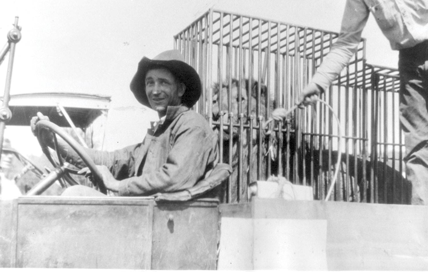 a rescued Jackie is trucked to Payson; Photo courtesy San Diego Air & Space Museum