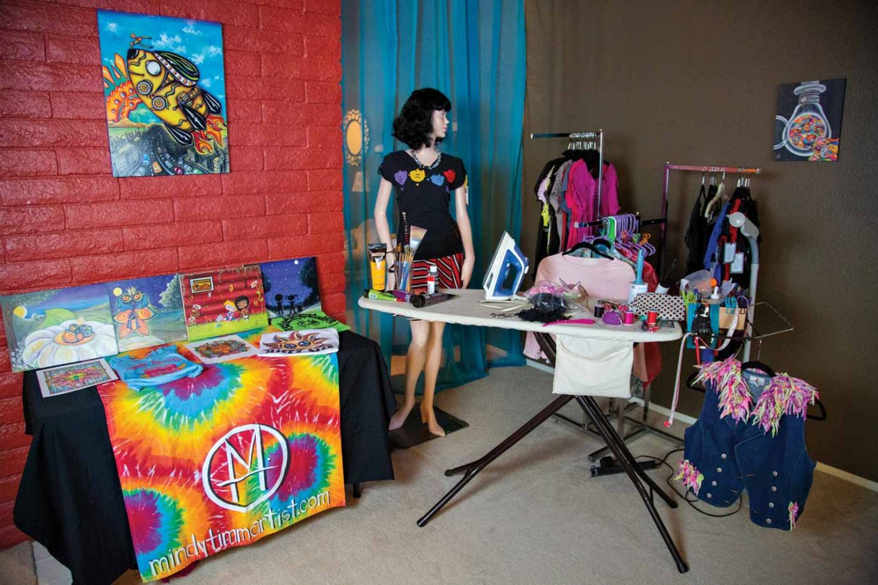 https://www.phoenixmag.com/wp-content/uploads/2019/02/phx_mar_mindytimm-1280x853.jpg