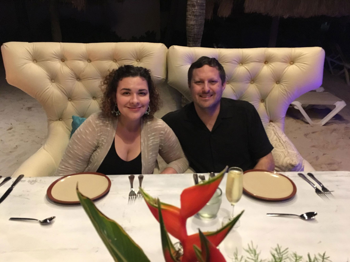 beachdinner1 beachdinner1