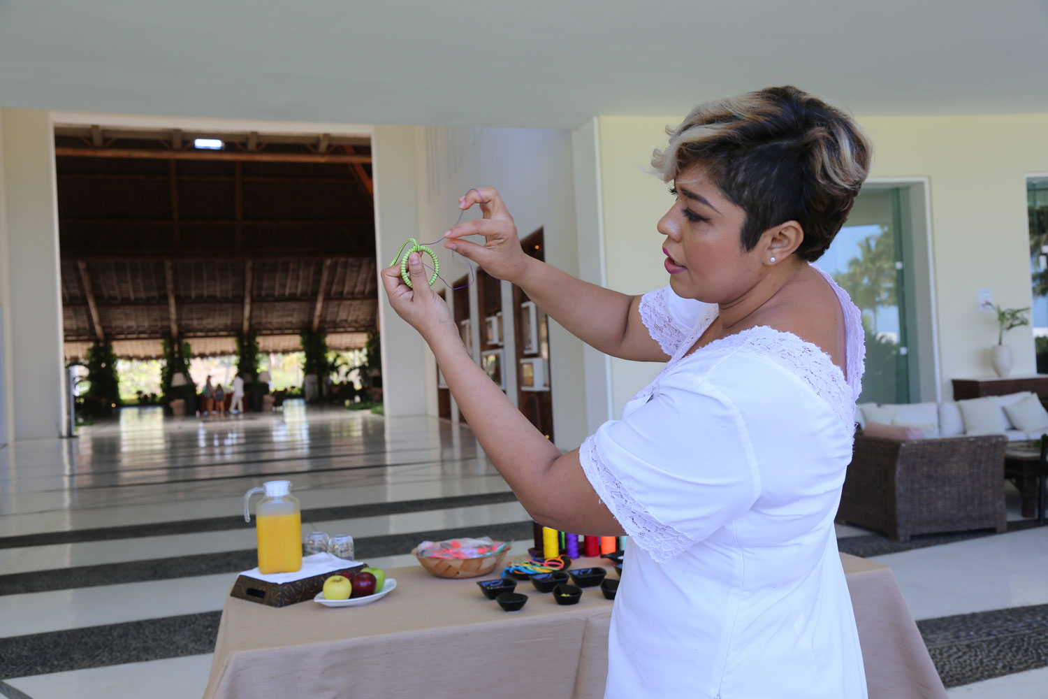 dreamcatcher-workshop_at-Grand-Velas_ dreamcatcher-workshop_at-Grand-Velas_