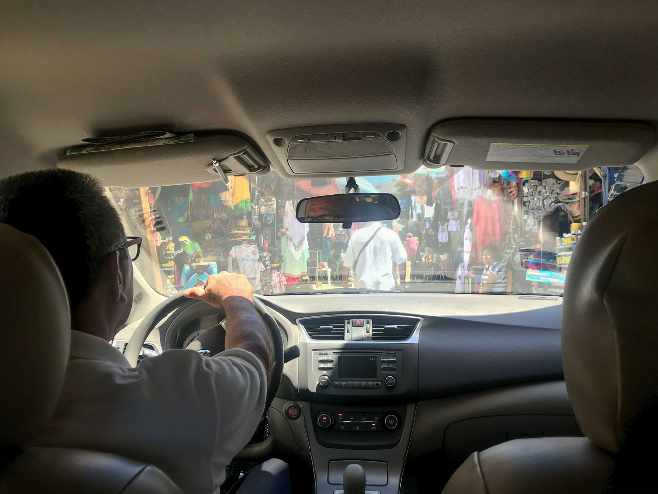 taxi-driving-through-Downtown-Buserias taxi-driving-through-Downtown-Buserias