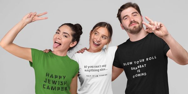 https://www.phoenixmag.com/wp-content/uploads/2019/05/schmattees4.jpg
