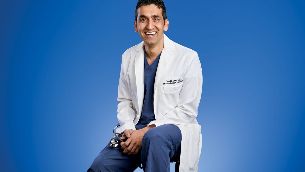 https://www.phoenixmag.com/wp-content/uploads/2019/06/PHM0419TDPROF02-1280x720.jpg