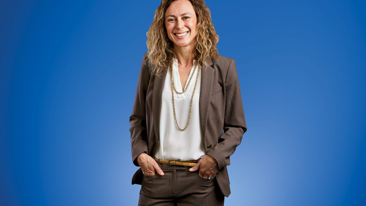 https://www.phoenixmag.com/wp-content/uploads/2019/06/PHM0419TDPROF04-1280x720.jpg