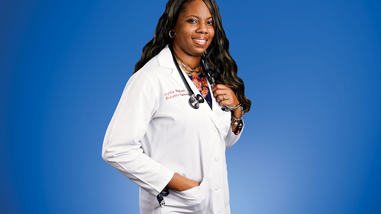 https://www.phoenixmag.com/wp-content/uploads/2019/06/PHM0419TDPROF12-1280x720.jpg
