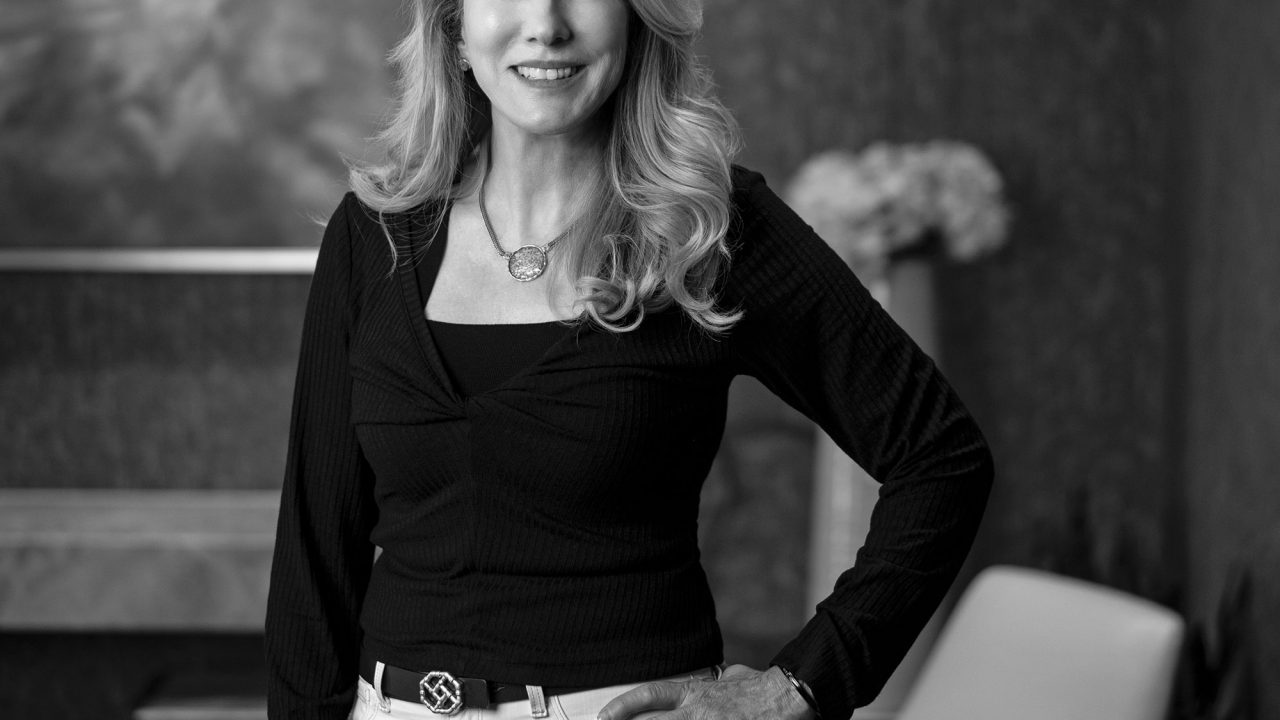 https://www.phoenixmag.com/wp-content/uploads/2019/06/PHM0719FacesMedSpa_feature-1280x720.jpg