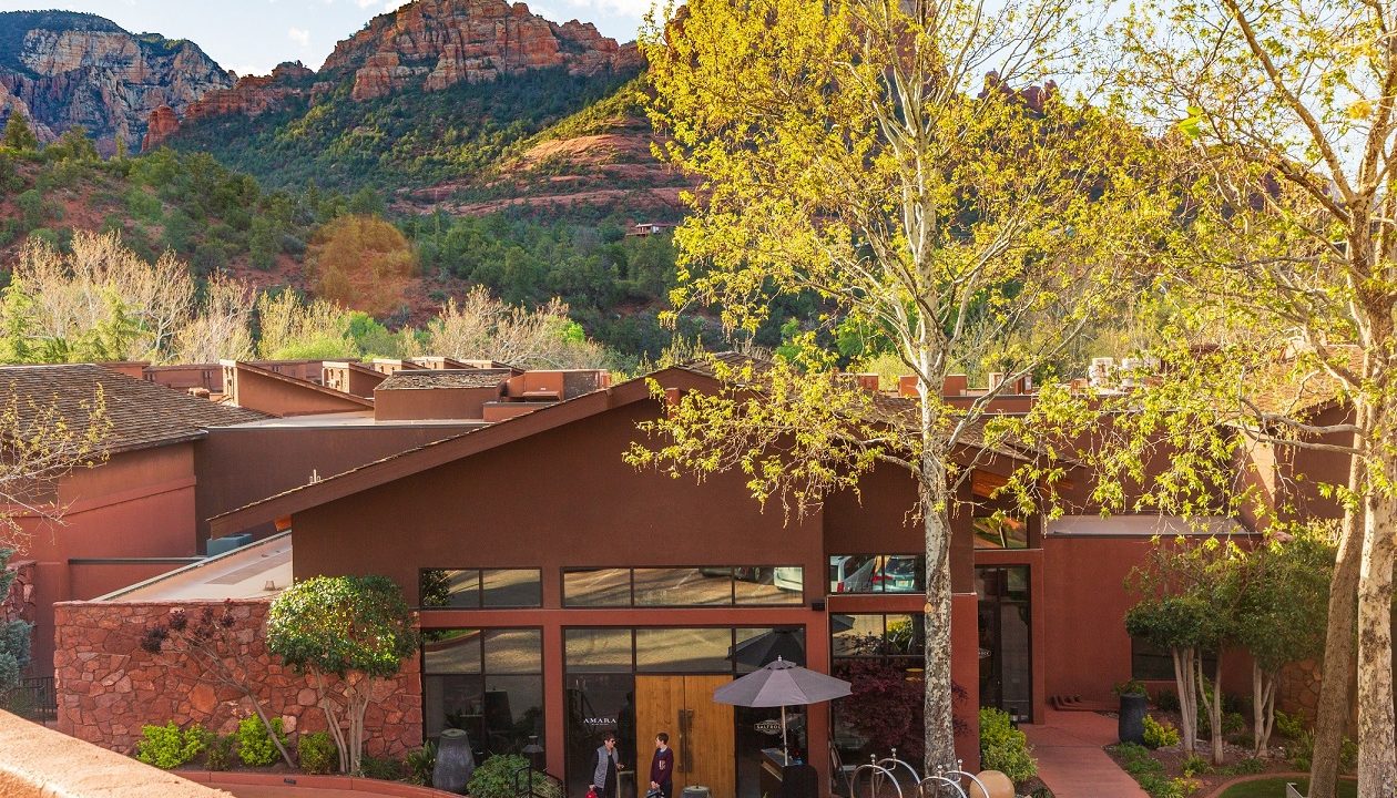 https://www.phoenixmag.com/wp-content/uploads/2019/10/Amara_Front-Entrance-Day-1260x720.jpg
