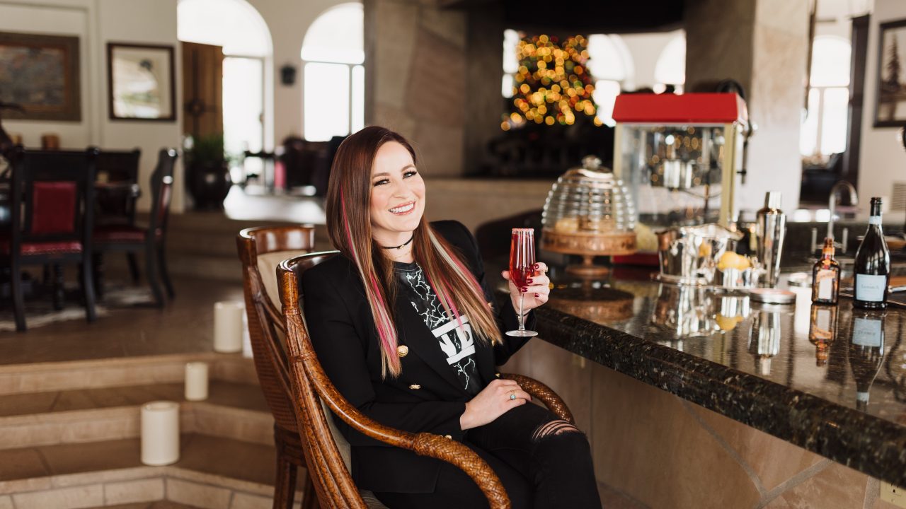 https://www.phoenixmag.com/wp-content/uploads/2019/12/DSC_4223-1280x720.jpg