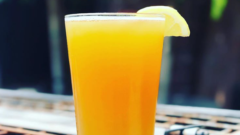 https://www.phoenixmag.com/wp-content/uploads/2020/06/Saddle-Mountain-Brewing-Mr-Fusion-shandy-e1591289446403.png