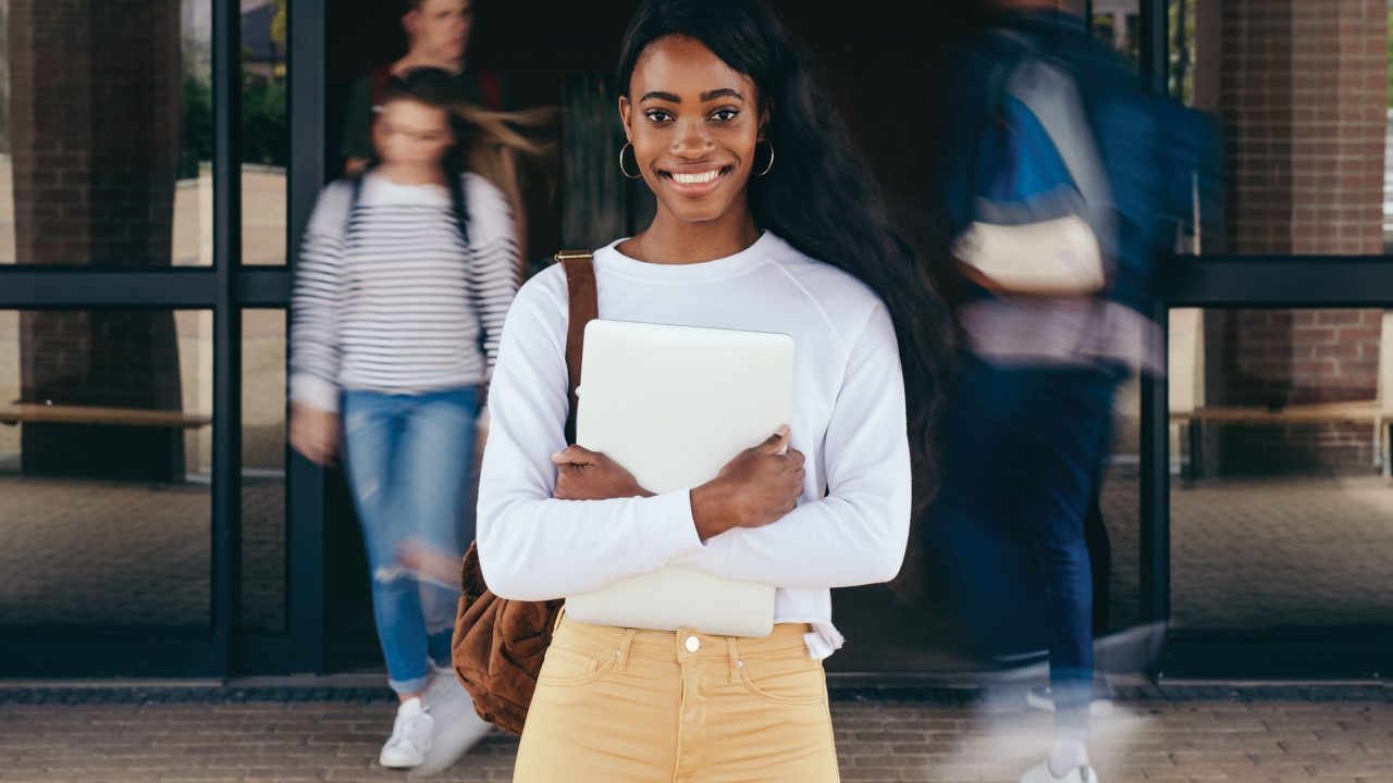 https://www.phoenixmag.com/wp-content/uploads/2020/07/PHM0820EducationSAS01-1280x720.jpg