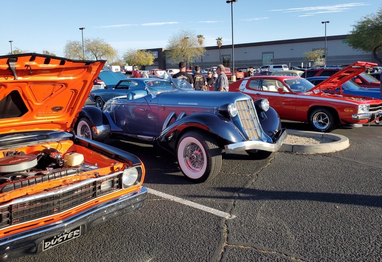 https://www.phoenixmag.com/wp-content/uploads/2021/03/CarShow1-1280x878.jpg