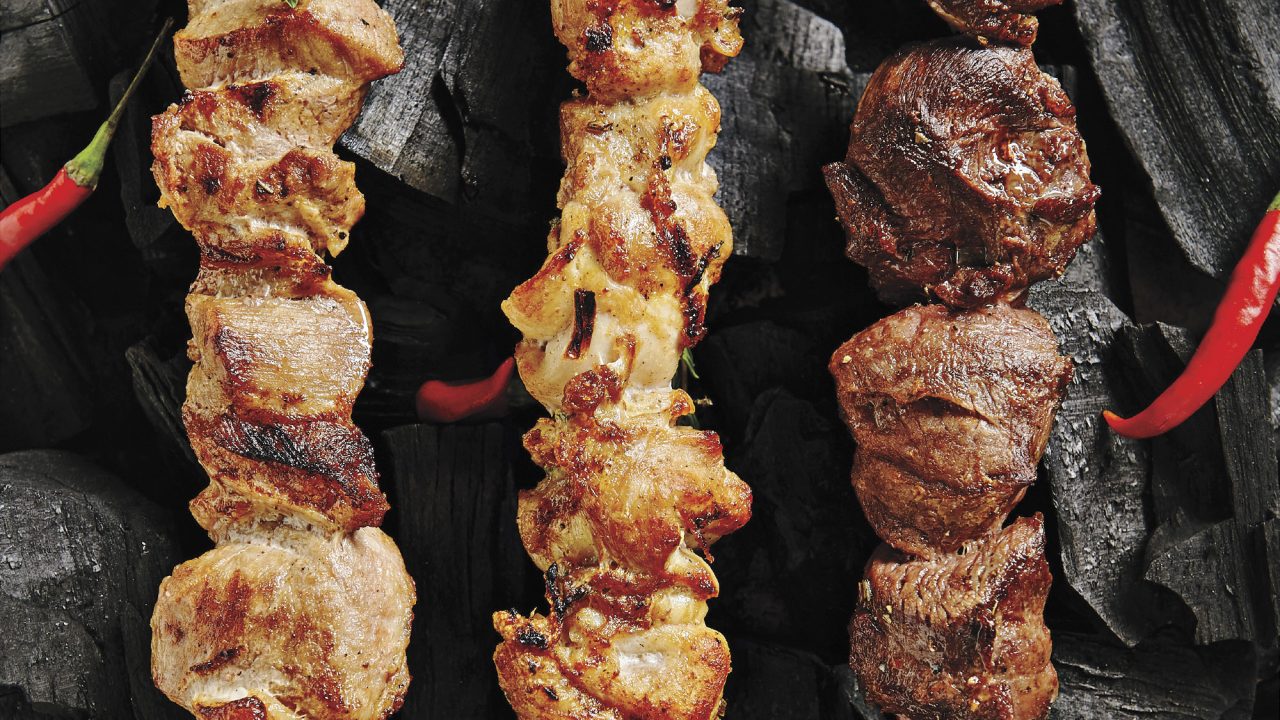 https://www.phoenixmag.com/wp-content/uploads/2024/01/PHM0224GlobalEats00_MEandSA-1280x720.jpg