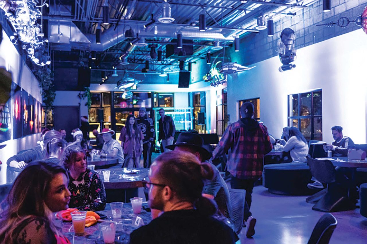 https://www.phoenixmag.com/wp-content/uploads/2024/06/PHM0824LOUNGE01featured-1280x853.jpg