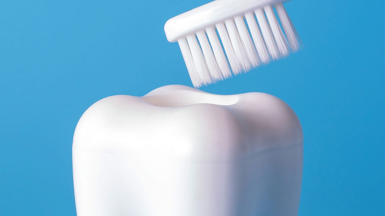 https://www.phoenixmag.com/wp-content/uploads/2024/07/PHM0824_Dentist_Profiles_SAS_Cover_FNL2-1280x720.jpg