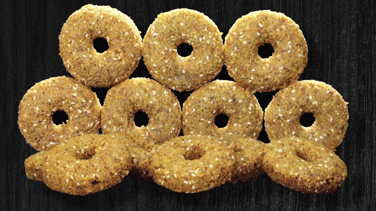 https://www.phoenixmag.com/wp-content/uploads/2025/03/PHM0225FALAFEL01-scaled-1-1280x720.jpg