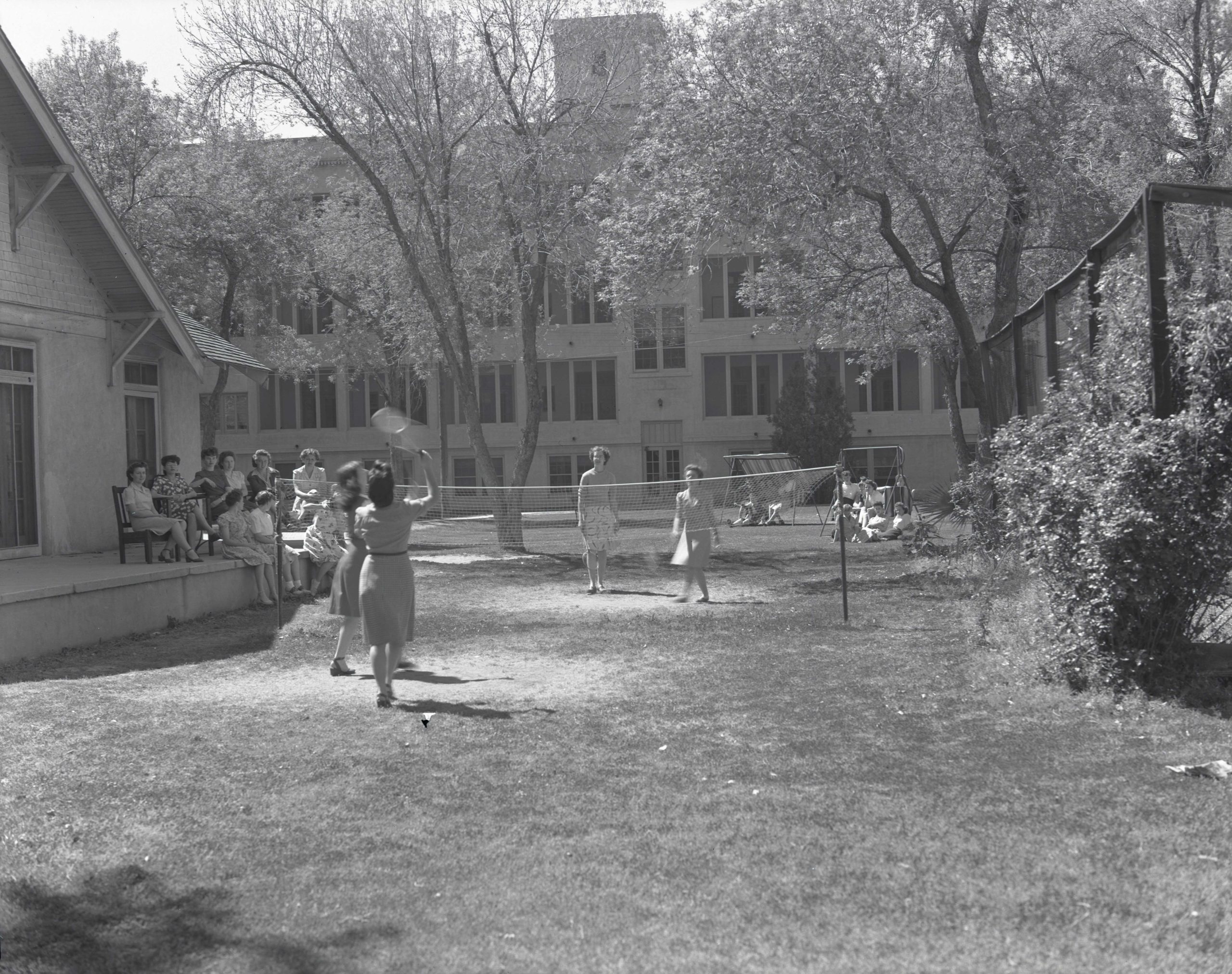hospital staff playing badminton on the Good Samaritan lawn, 1944 hospital staff playing badminton on the Good Samaritan lawn, 1944