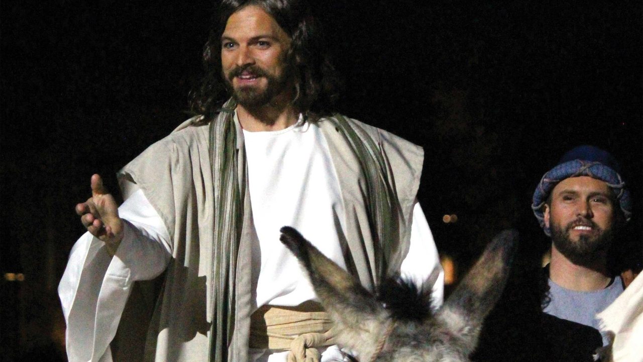 https://www.phoenixmag.com/wp-content/uploads/2025/04/jesus-christ-event-1280x720.jpg