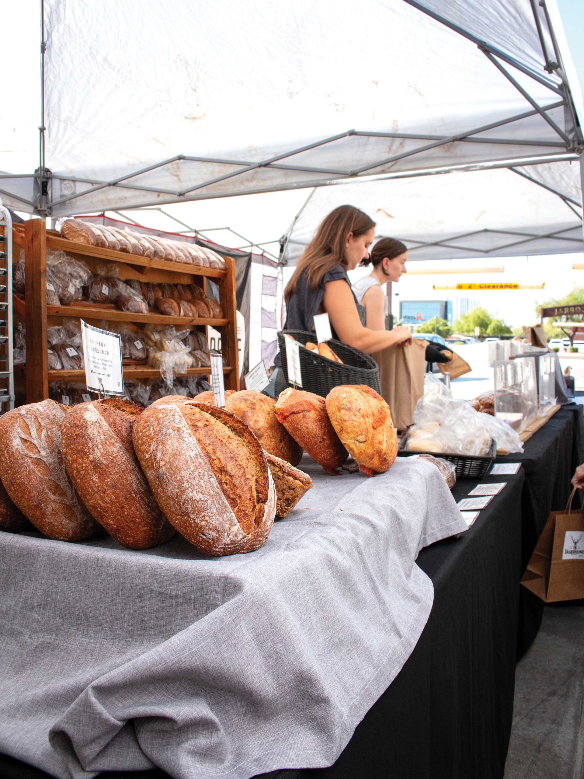 PHM0825BOVOld_Town_Farmers_Market_Bread_Mileidi_Perez https://www.phoenixmag.com/wp-content/uploads/2025/06/PHM0825BOVOld_Town_Farmers_Market_Bread_Mileidi_Perez-scaled.jpg