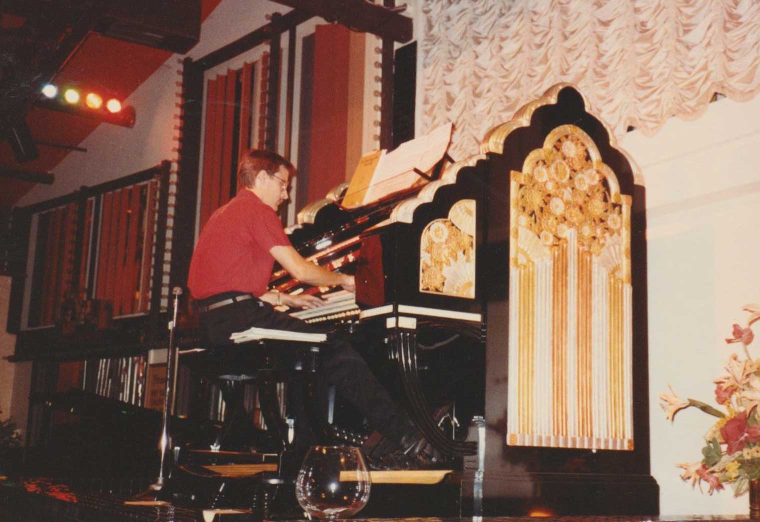 Photo Courtesy Organ Stop Pizza Photo Courtesy Organ Stop Pizza