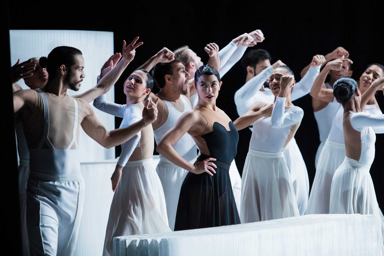 https://www.phoenixmag.com/wp-content/uploads/2025/09/PHM1025FASCPABALLET-1280x853.jpg