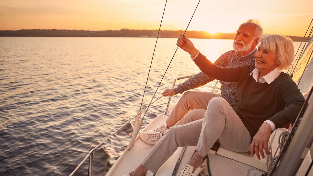 https://www.phoenixmag.com/wp-content/uploads/2025/11/Senior_Care-1280x720.jpg