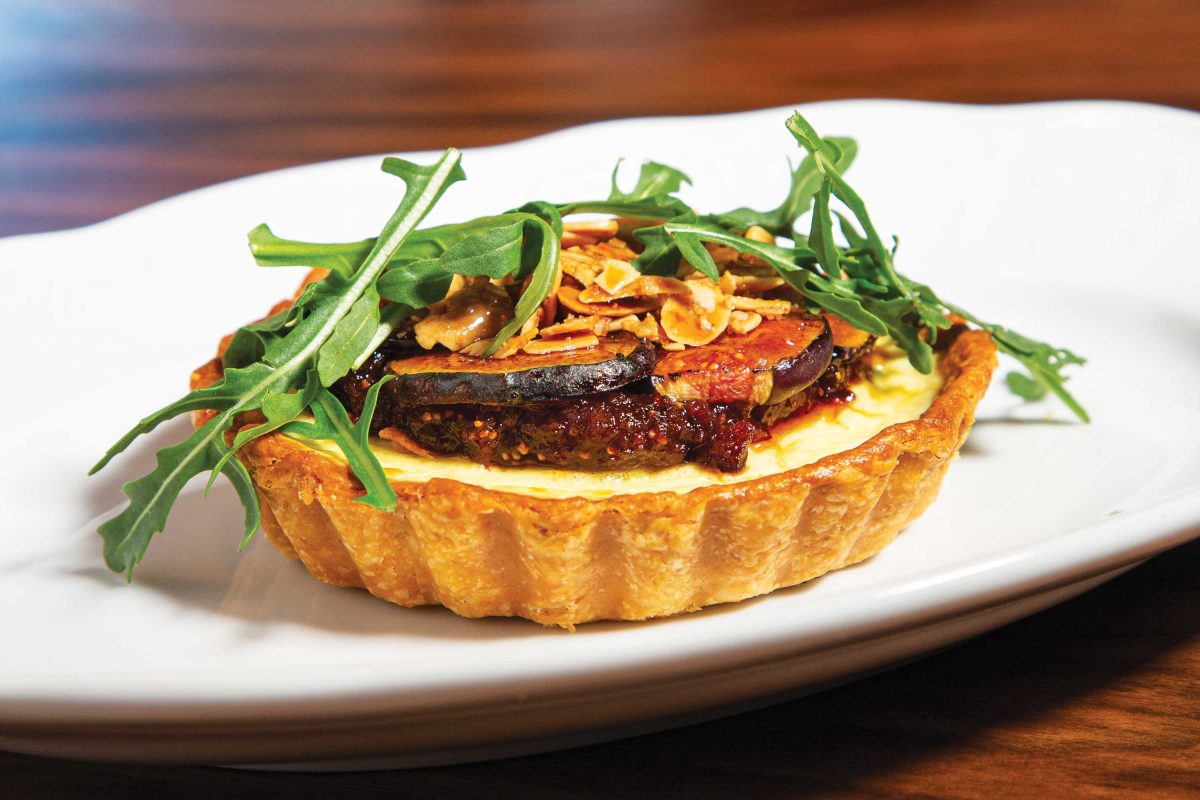 Dining Review: Society Swan