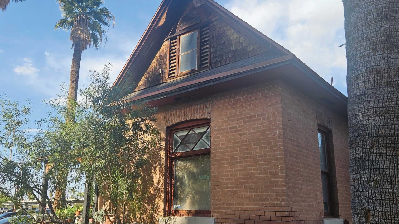 https://www.phoenixmag.com/wp-content/uploads/2026/09/PHM1026PFLand01-1280x720.jpg