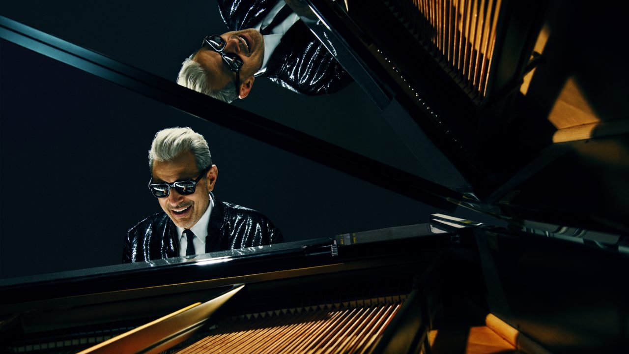 https://www.phoenixmag.com/wp-content/uploads/2026/10/Jeff-Goldblum-by-Pari-Dukovic-1280x720.jpg